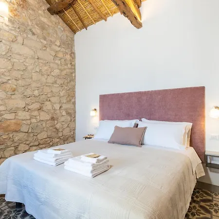 Monte Forru Homestay