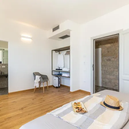 Monte Forru * 바우네이