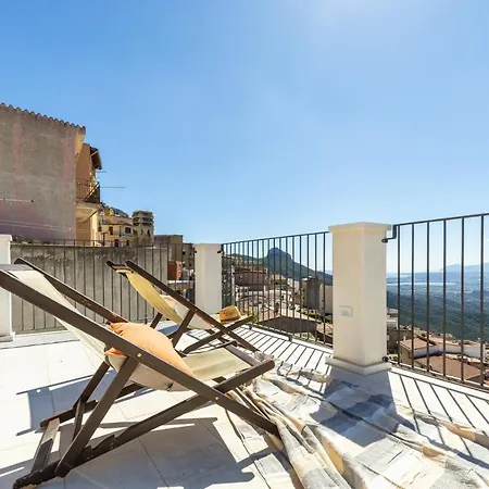 Homestay Monte Forru Baunei