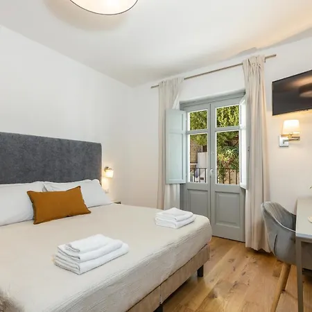 Monte Forru Pansiyon