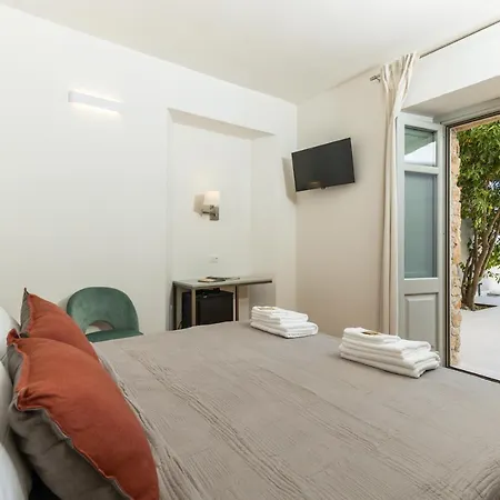 Monte Forru Homestay