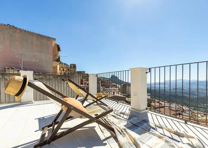 Homestay Monte Forru Baunei