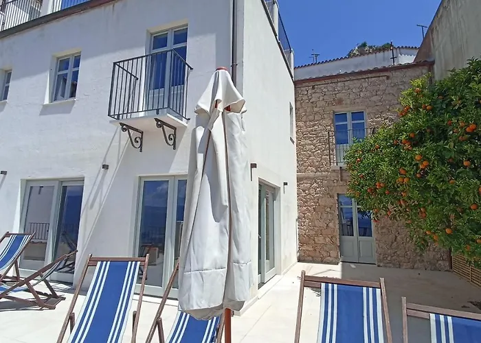 Homestay szállás Monte Forru *